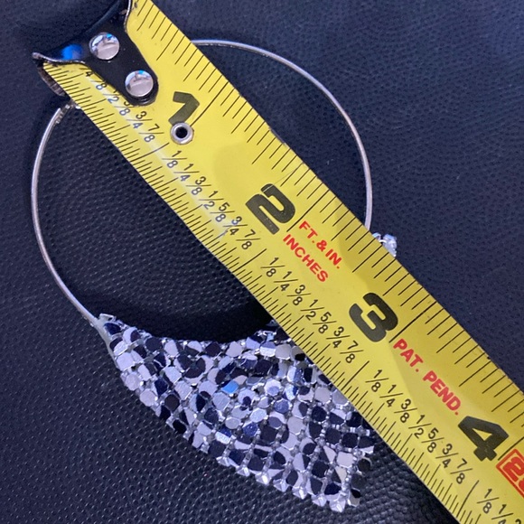 Vintage 80’s Silver tone Huge hoop dangling pierced Earrings with metal drop - Picture 5 of 7